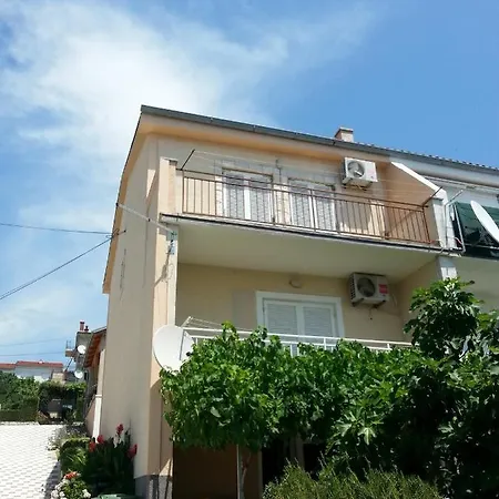 With A Parking Space - 15412 Novi Vinodolski