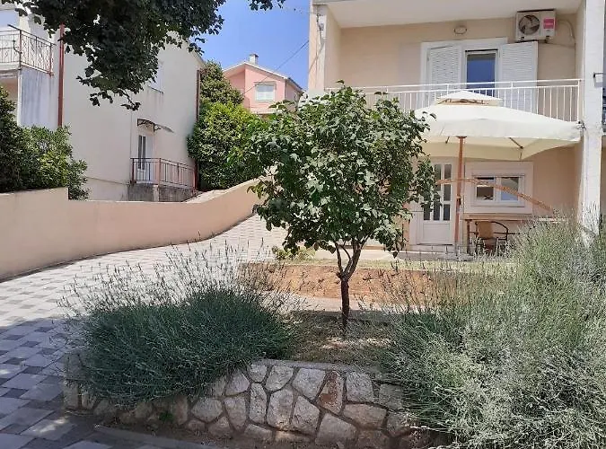 Appartement With A Parking Space - 15412