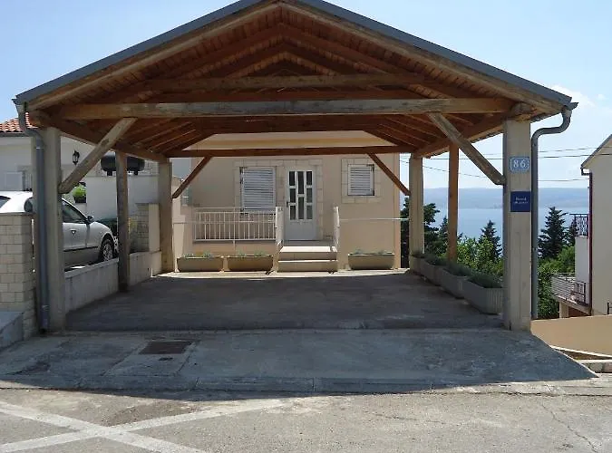 Appartement With A Parking Space - 15412 Novi Vinodolski