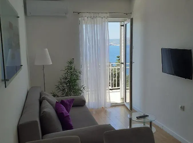 Appartement With A Parking Space - 15412