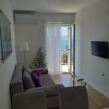 Διαμέρισμα With A Parking Space - 15412